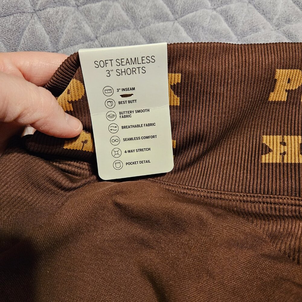 Victoria Secret Soft Seamless Shorts Size XL - Picture 3 of 3